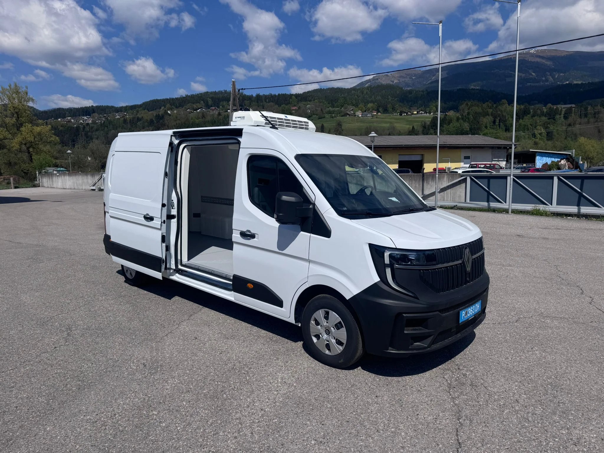 Renault Master L2H2 FWD_9