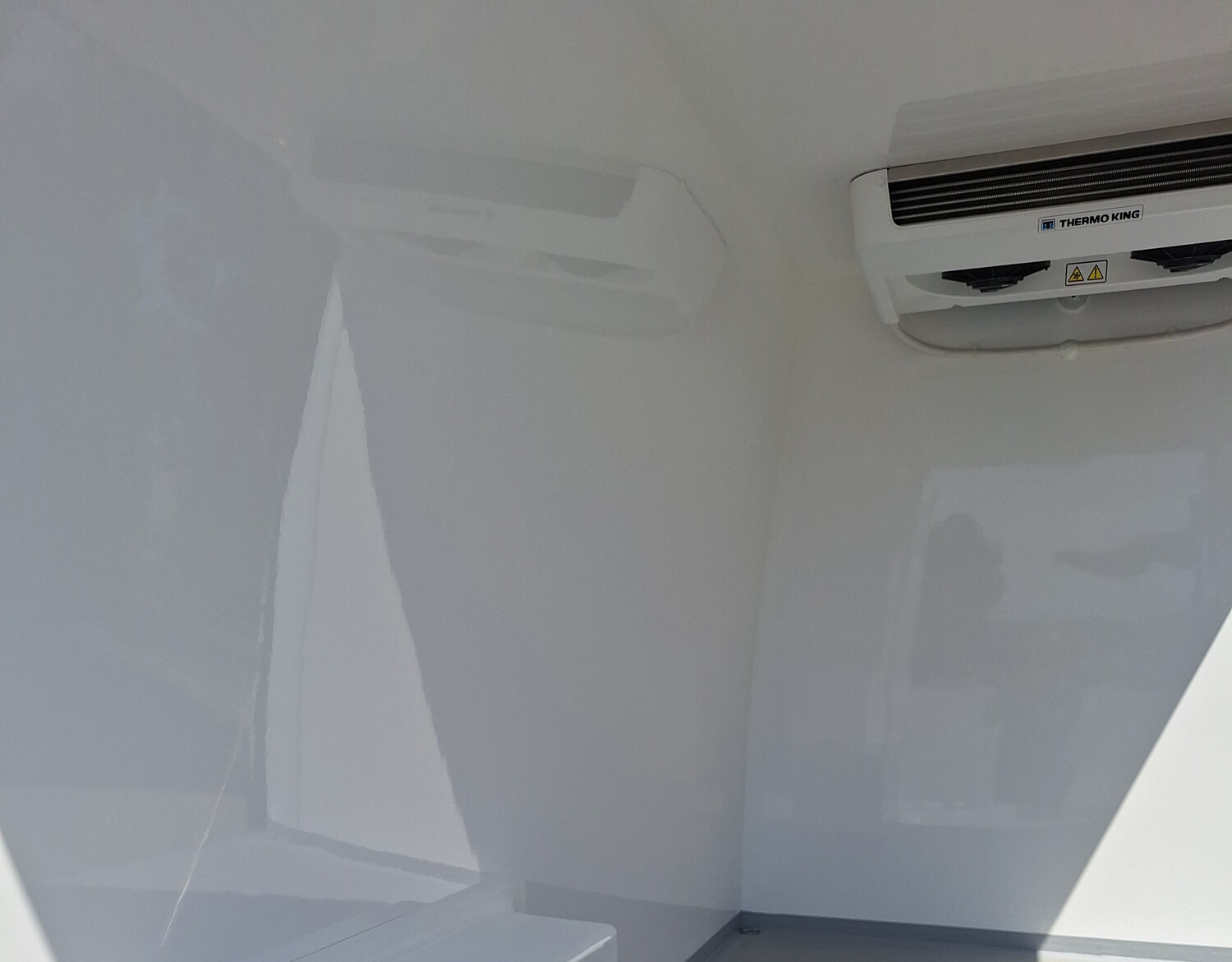 Mercedes Sprinter L2H2 AWD_2
