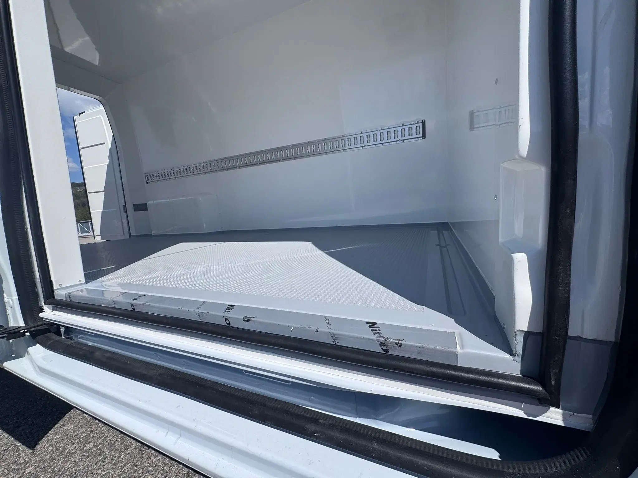 Renault Master L2H2 FWD_12